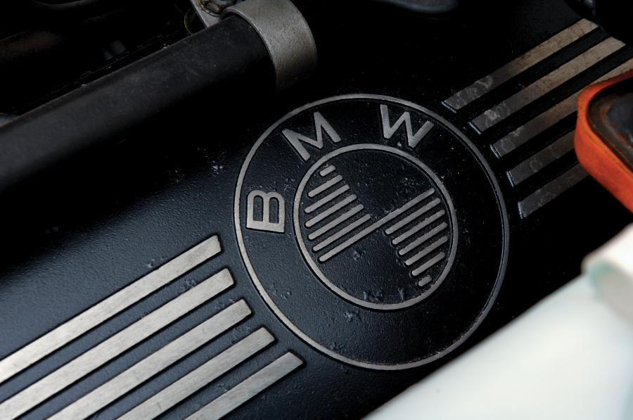  BMW 3.0 CSL Batmobile 1974 года  (фото 3 из 17)